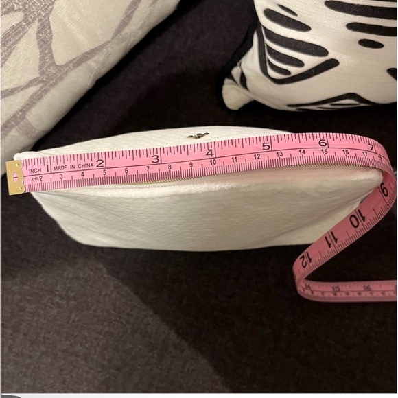 Guerlain Cosmetic Pouch Velour Bag Makeup Case (NWOT) - Picture 13 of 14